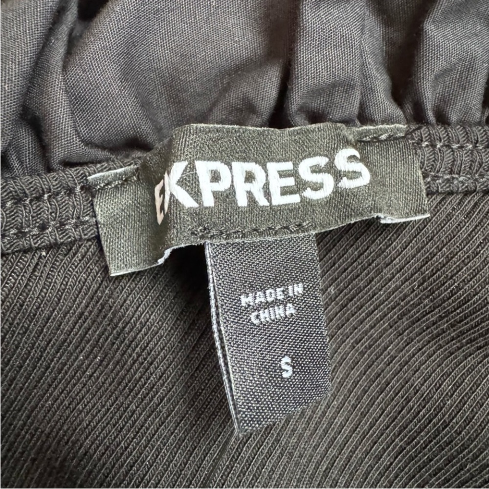 NEW Black Bodysuit NWT Express Ruffle Ribbed One Shoulder Poplin Thong T… - Picture 7 of 9